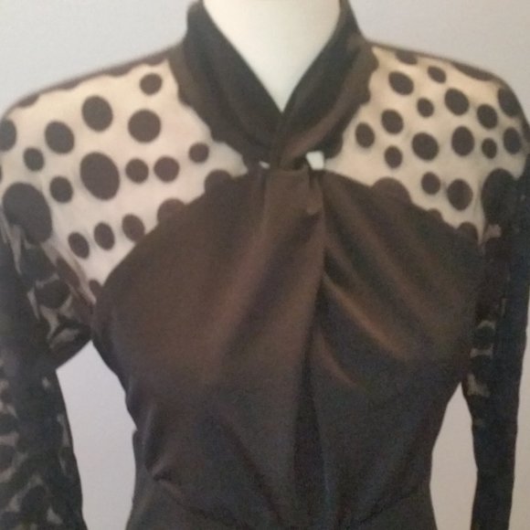 Coco & Tashi LBD with sheer sleeves NWT - Picture 2 of 6